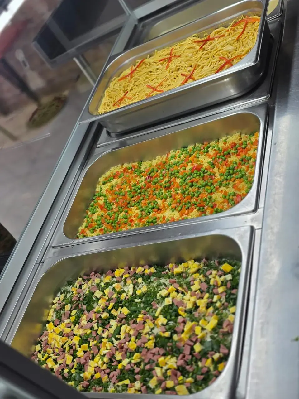Agregados tradicionales para colaciones en Iquique con arroz y puré casero